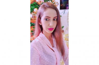 One of the owners of
Home Line Furnishings,
Fazeena Mobarakhali