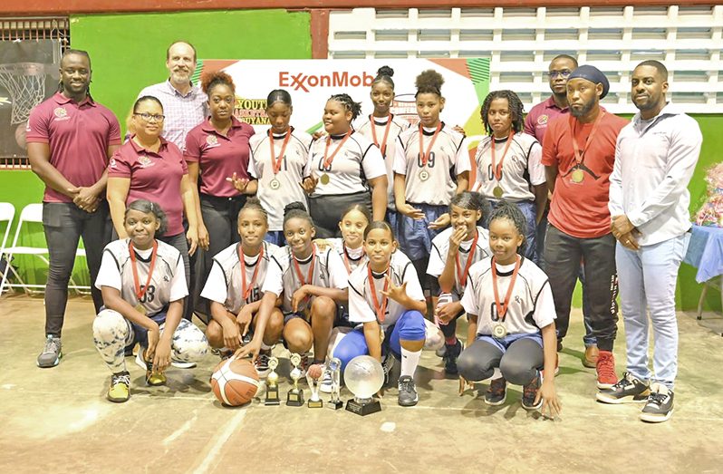 Kwakwani Secondary under-18 female team