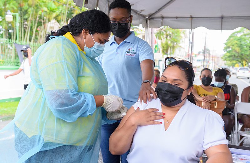First Lady, Mrs Arya Ali receiving her second dose of the Oxford-AstraZeneca COVID-19 vaccine on Saturday at her vaccination drive