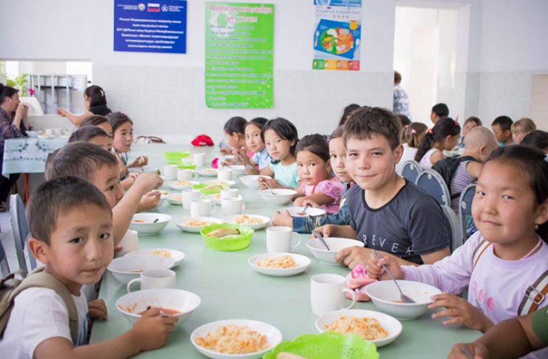 Regular and healthy meals are essential for children, to ensure they can have the energy they need to grow, learn and play (©SIFI/Rustem Ilyasov)