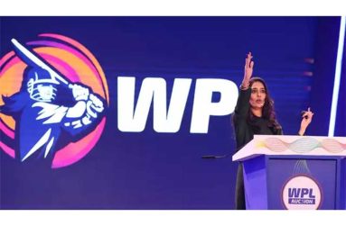 The franchises have been asked to submit their list of retained players by November 5