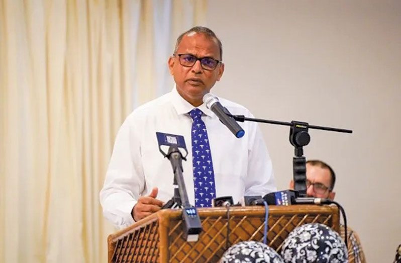 Minister of Health Dr Frank Anthony (DPI photo)