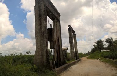 The Sambade Koker, originally built by the Dutch.