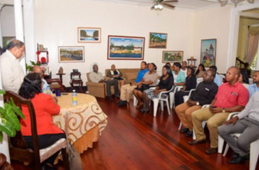 Prime Minister, Moses Nagamootoo meeting with staff of the Government Information Agency (GINA)