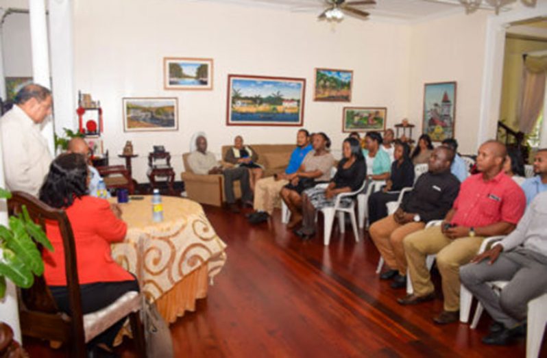 Prime Minister, Moses Nagamootoo meeting with staff of the Government Information Agency (GINA)