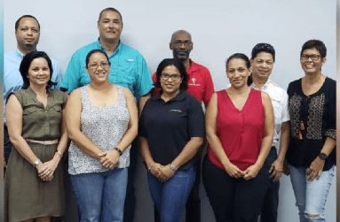 David Fernandes (second left, back row) pose with members of the new Guyana Squash Association (GSA) executive.