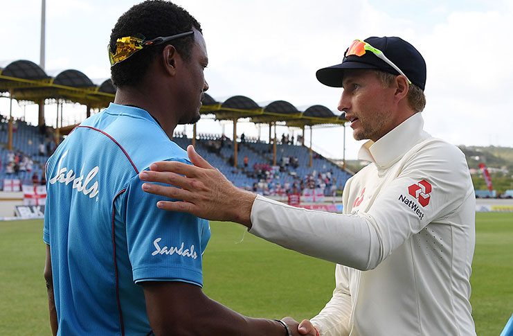 England captain Joe Root and Windies Shannon Gabriel shake hands at the end of the Third Testo ©Getty Images)
