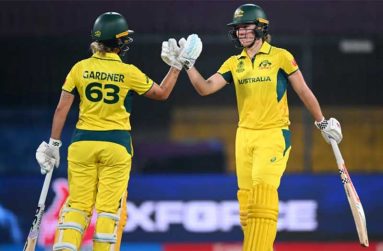 Annabel Sutherland and Ash Gardner ripped the contest from England's grasp  •  (Getty Images)