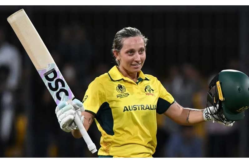 Ashleigh Gardner brought up a 77-ball century  •  (Getty Images)