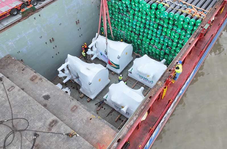 The arrival of two cutting-edge steam turbines and two advanced oil tanks