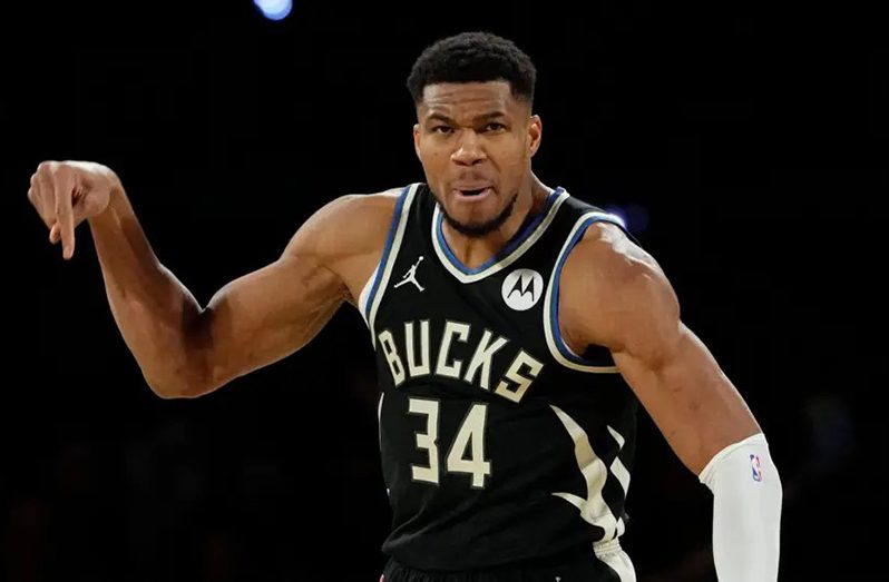 Giannis Antetokounmpo is currently averaging 32.7 points per game.