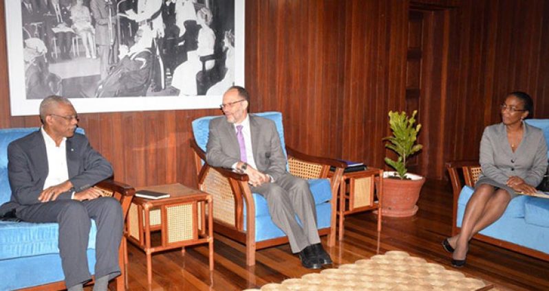 President David Granger in discussions with Secretary-General of CARICOM, Ambassador Irwin LaRocque and Chief de Cabinet, Office of the Secretary-General, Mrs. Charmaine Atkinson- Jordan.