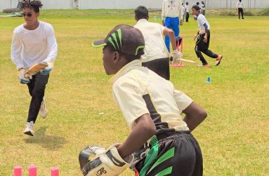 Roger Harper (Umpire) watches as Jayden Dowlin (son of Travis Dowlin) goes for single during a session with the U-17s (Sean Devers photo