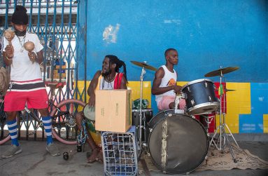 Curt and his band getting ready for Emancipation (Shaniece Bamfeild photos)