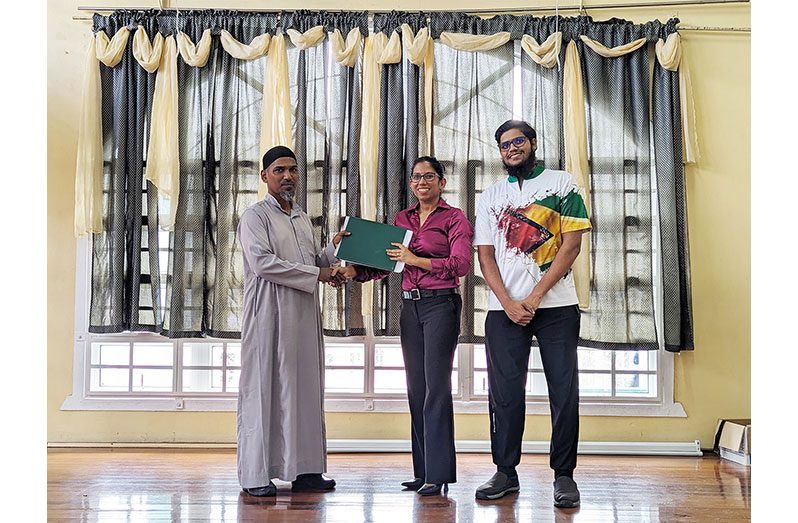 Principal of ISA Academy Mr. Akram Hussain expressed his delight in having archery in his school and welcomed the introduction of this club