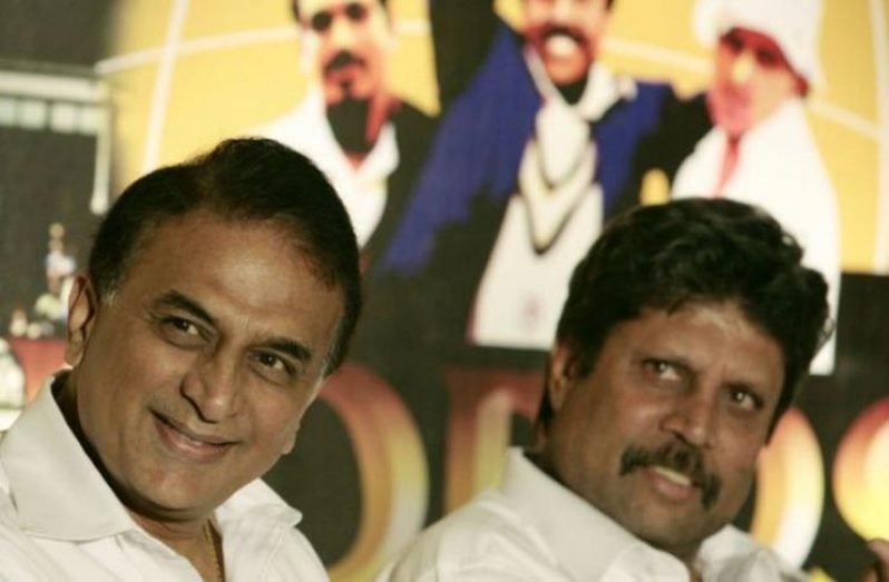 Batsman Sunil Gavaskar (L) and former captain Kapil Dev were two of the heroes of India's 1983 World Cup win (AFP Photo/Dibyangshu SARKAR)