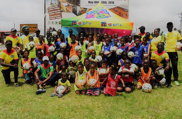 Participants of the GFF Kool Kidz Grassroots Outreach in Roxanne Burnham Gardens. 
PHOTO NAME: KIDZ