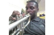 Kevin Arthur playing the trumpet