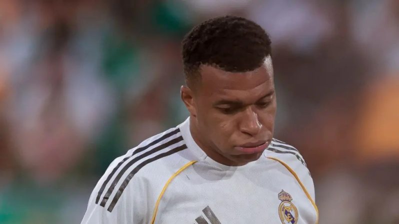 France striker, Mbappe, suffers hamstring injury ahead of World Cup ...