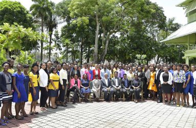 LYL members and President David Granger  during a visit to State House in 2018