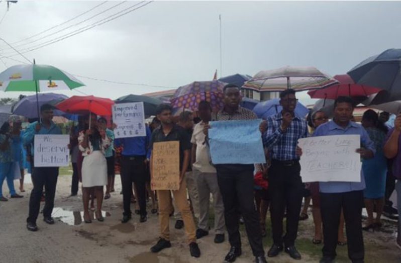 The teachers who protested in Region Two