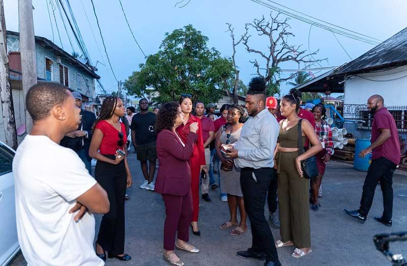 During the visit, residents accompanied Minister of Local Government and Regional Development, Priya Manickchand and ministry officials through sections of the communities, highlighting concerns over poor drainage, non-functioning streetlights and disruptions to regular garbage collection