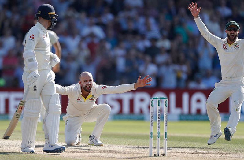 Nathan Lyon pleads in vain for the wicket on Ben  Stokes // Getty
