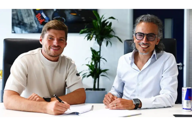 Max Verstappen signs his new contract alongside team principal Laurent Mekies