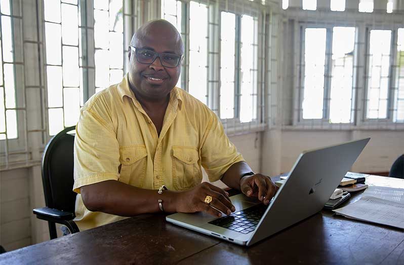Researcher, Edwin Mansook (Delano Williams Photos)