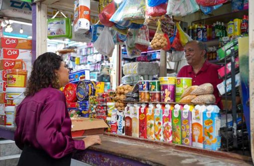 Minister of Local Government and Regional Development, Priya Manickchand, visited Stabroek Market, on Tuesday, where she engaged with vendors and observed firsthand the vibrant commercial activity within this historic space
