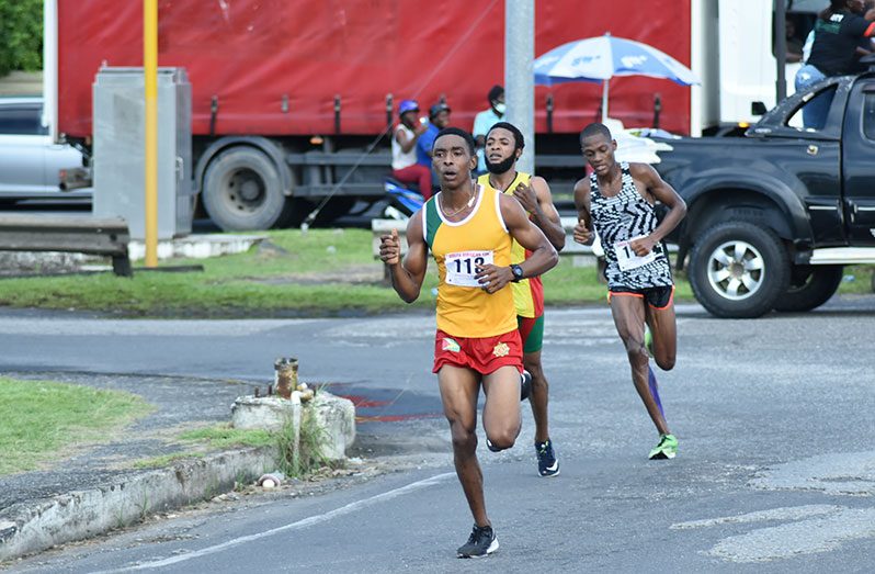Marlon Nicholson made an early move and began distancing himself as he headed into Thomas Lands