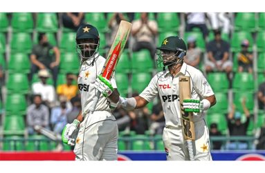 Shan Masood scored 76, while Imam-ul-Haq fell seven short of a hundred  •  (AFP/Getty Images)