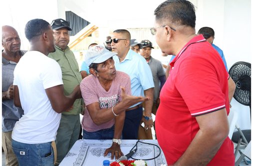 Agriculture Minister Zulfikar Mustapha meeting with residents and farmers of Crabwood Creek during a community outreach session (Ministry of Agriculture photos)
