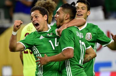 Mexico score in the final minutes to earn a point against Venezuela. (Photograph: Nelson Almeida/AFP/Getty Images)