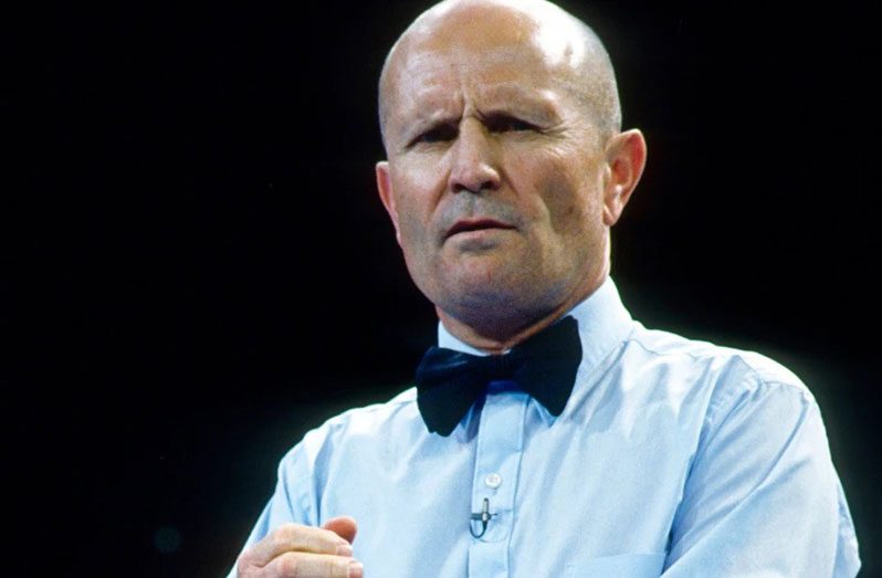 Iconic boxing referee Mills Lane dies at 85