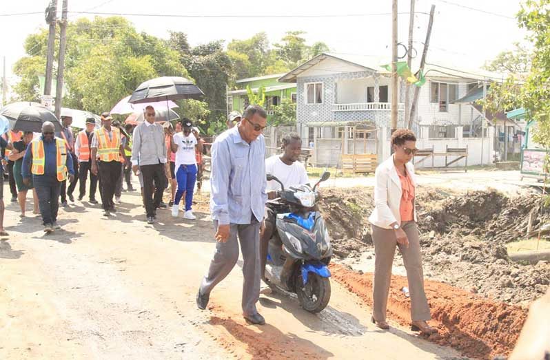 An early Wednesday morning site visit was made by Minister of Public Works, Bishop Juan Edghill and Minister within the Ministry of Public Works, Madanlall Ramraj, on the Railway Embankment at Plaisance, to ascertain the exact causes of the growing traffic congestion along the thoroughfare