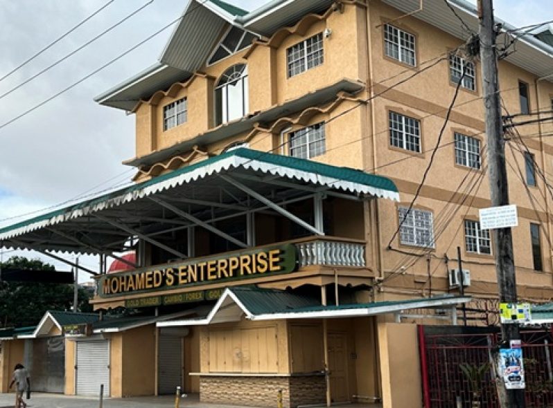 SOCU raids Mohamed's Enterprise, seizes evidence of alleged illegal ...