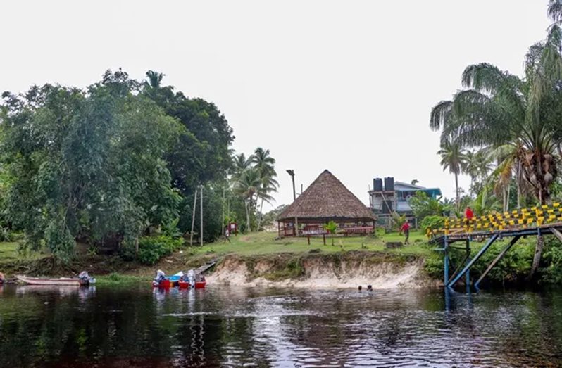 The village of Moraikobai