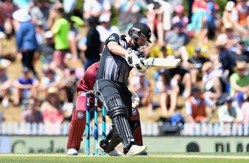 Colin Munro flashes one through the off side ©Getty Images