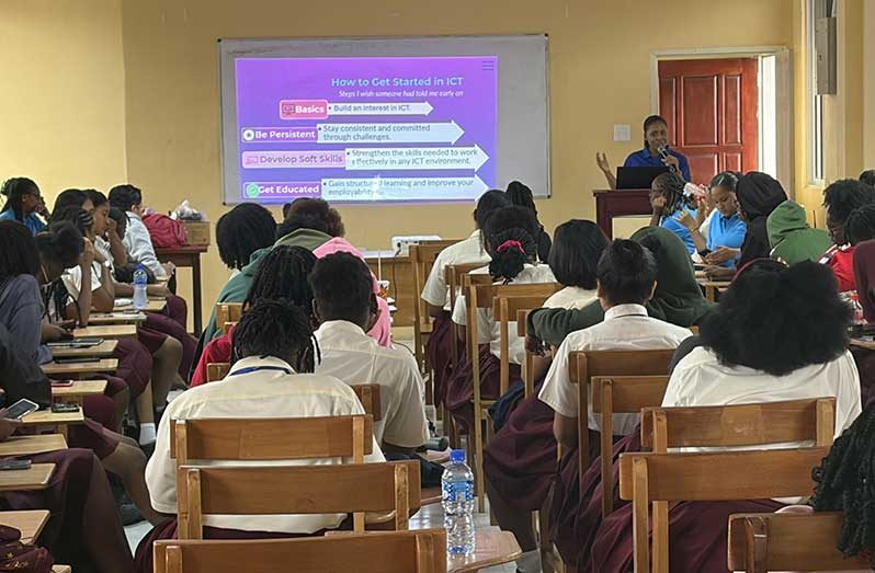 Students of Government Technical Institute with NDMA Facilitators