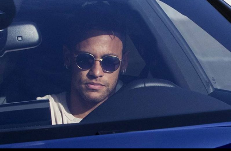 Neymar arrived for training at Barcelona yesterday, and told his team-mates he wanted to leave.