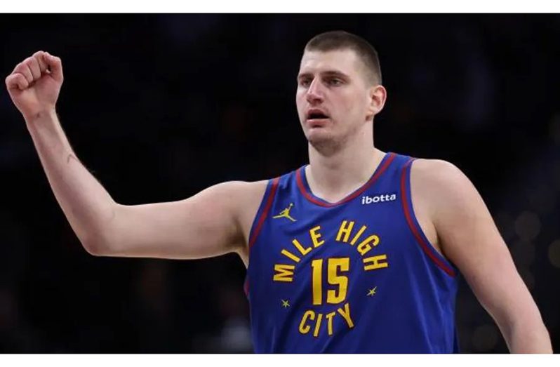 Nikola Jokic stars as Nuggets get back against Timberwolves