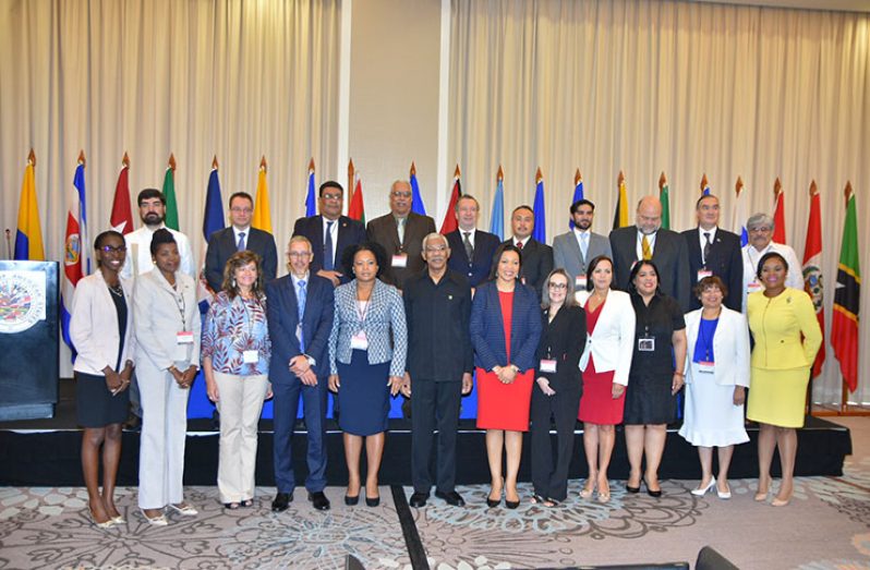 President Granger(6th from left)poses with tourism delegates from the Caribbean, Central America and North America during a meeting in Guyana to discuss resilience-building in the tourism sector of the Americas (photo by Samuel Maughn)