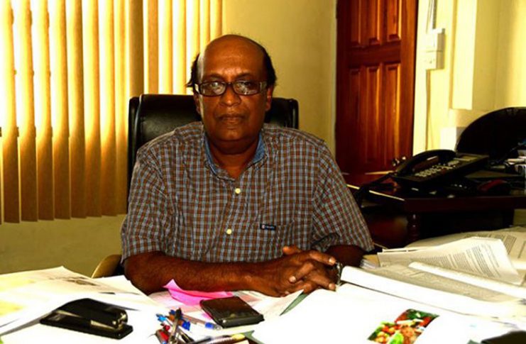 Director of NAREI, Dr. Odhu Homenauth
