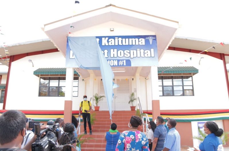 Minister of Public Health, Volda Lawrence, unveils sign to officially commission $959M state-of-the-art Port Kaituma
Hospital.