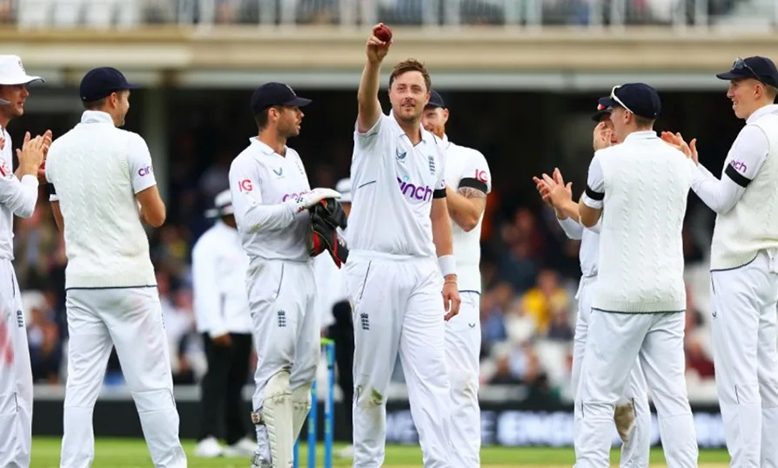 Ollie Robinson celebrates his five-wicket haul at The Oval  (Getty Images)