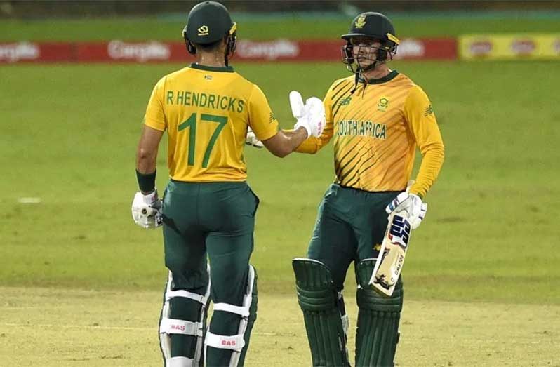Quinton de Kock and Reeza Hendricks had a productive partnership up front. ( AFP via Getty Images)