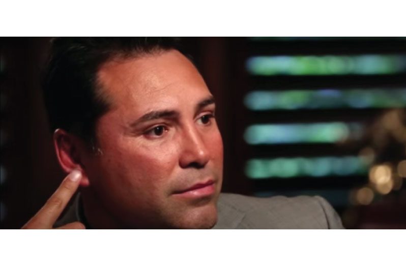 Former champion Oscar De La Hoya