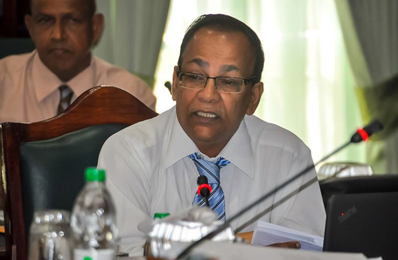 Auditor General Deodat Sharma informs the PAC about the situation with City Hall (Delano Williams photo)