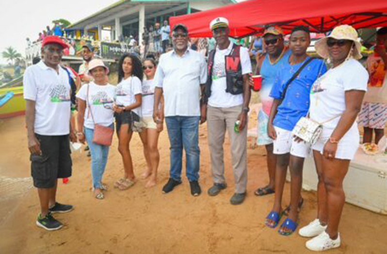 Prime Minister, Brigadier (Ret’d) Mark Phillips with Barticans on Friday (DPI photo)